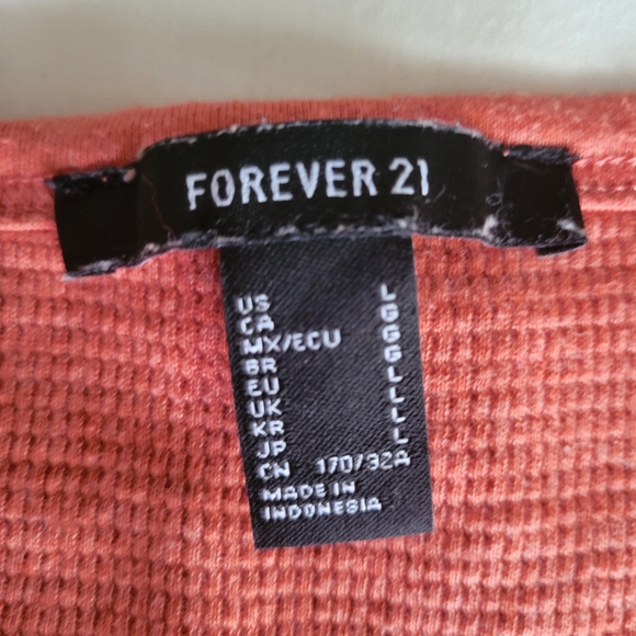 Women's Rust Button-Up Top - Picture 3 of 3